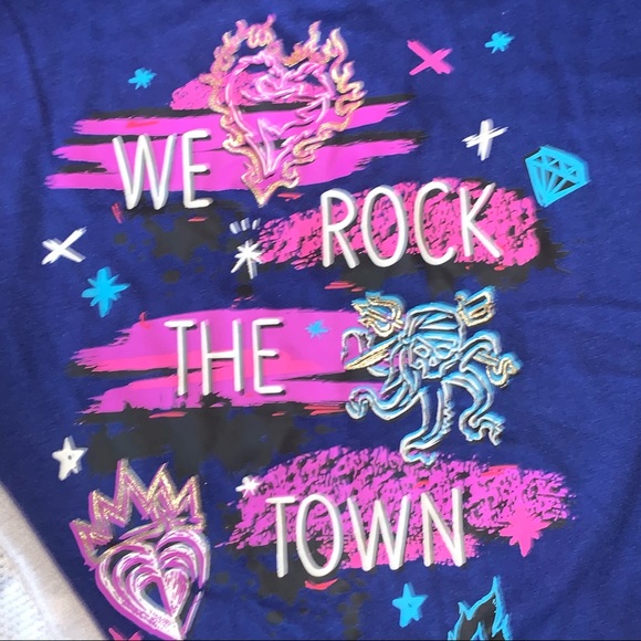 EUC Girls Graphic Tee Bundle 💕 - Picture 3 of 4